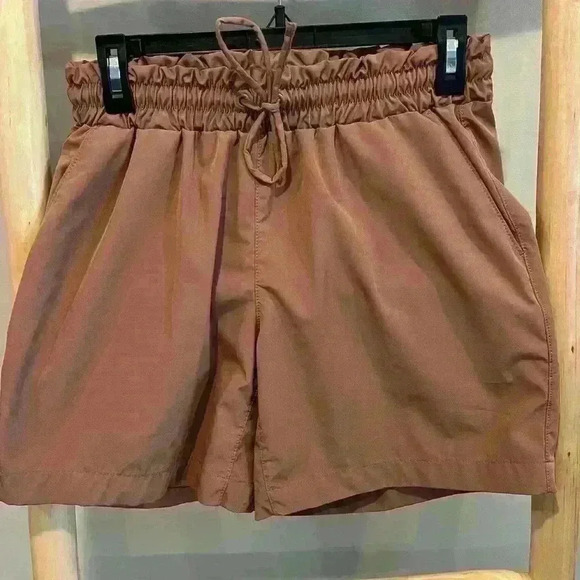 Mondetta performance + luxury size small shorts with pockets - Picture 1 of 7